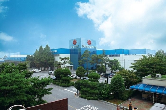 "저가 공개매수 논란…신세계푸드, 개정 상법 첫 시험대 올라"