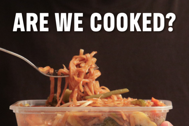 "전자레인지용 플라스틱도 위험" 가열 시 미세플라스틱 수십만 개 침출