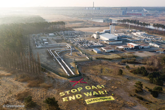 그린피스 "멈춰선 공장·치솟는 물가, 범인은 '화석연료 의존' 구조"