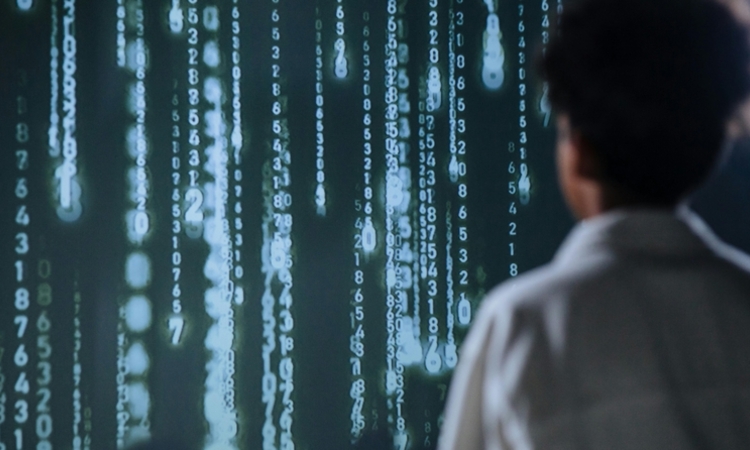 KIAT "한국 AI 정책 기반은 갖췄지만… 민간 AI 투자 세계 10위권 밖 '빨간불'"