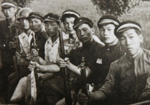 학도의용군. (사진 = 서경덕 교수 SNS 캡처) 