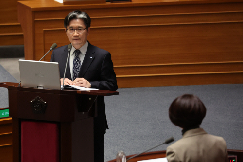 지난 9일 국회 긴급현안 질의에 나선 오동운 공수처장. (사진=연합뉴스)